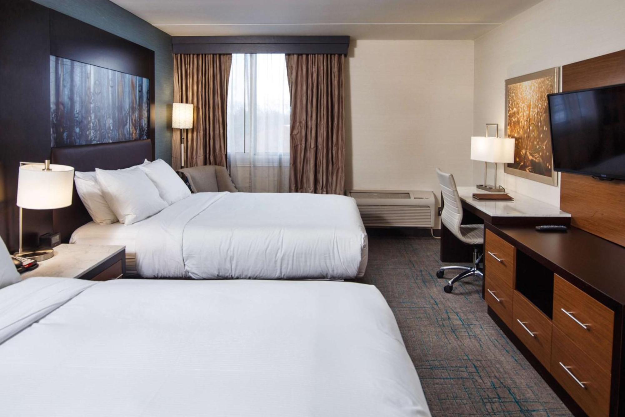 Doubletree By Hilton Neenah Экстерьер фото