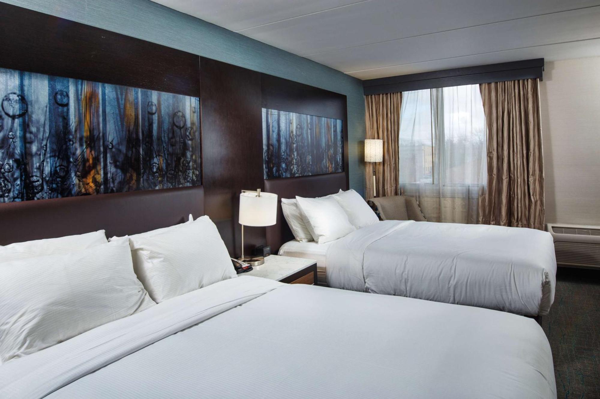 Doubletree By Hilton Neenah Экстерьер фото