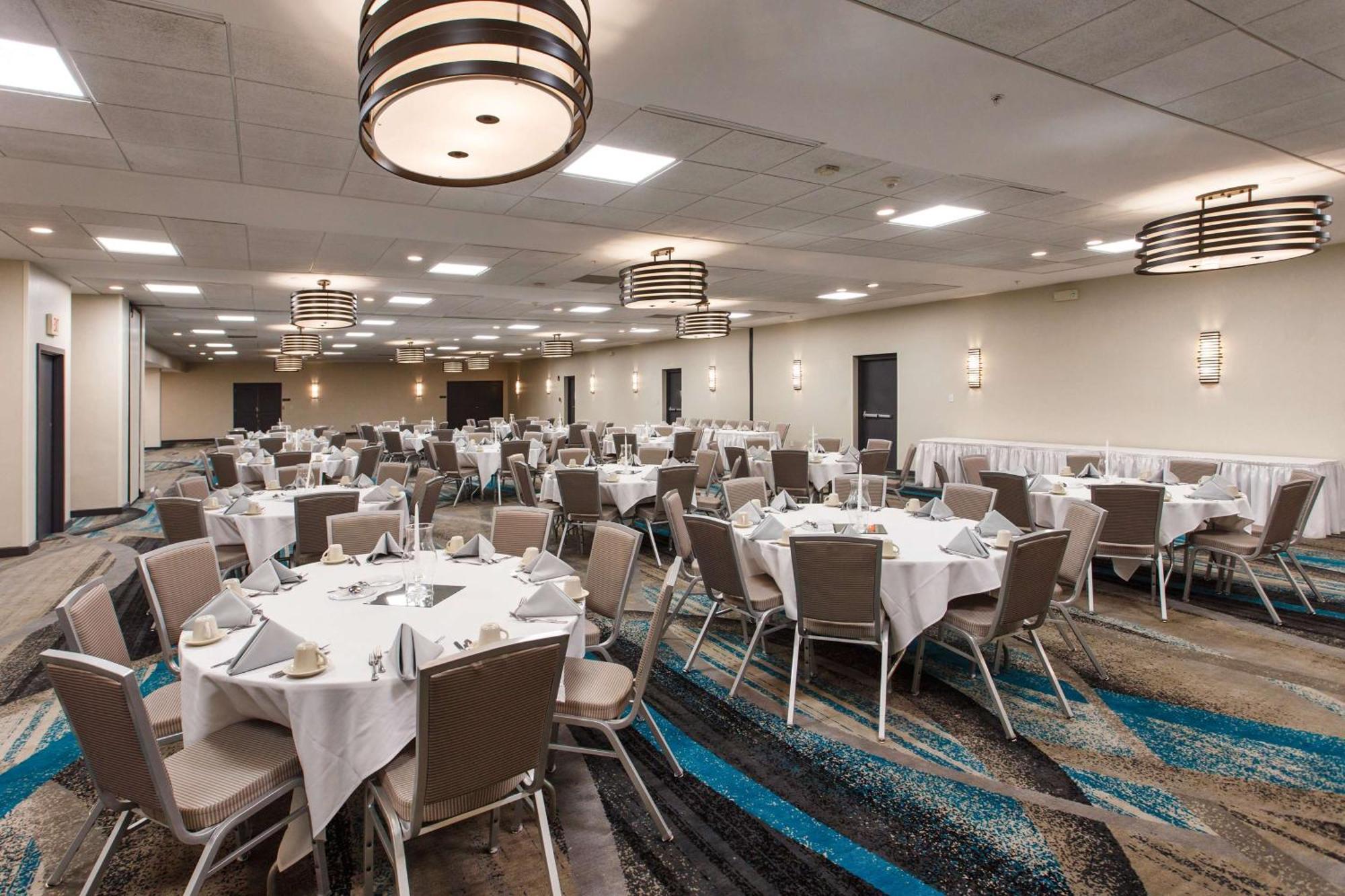 Doubletree By Hilton Neenah Экстерьер фото