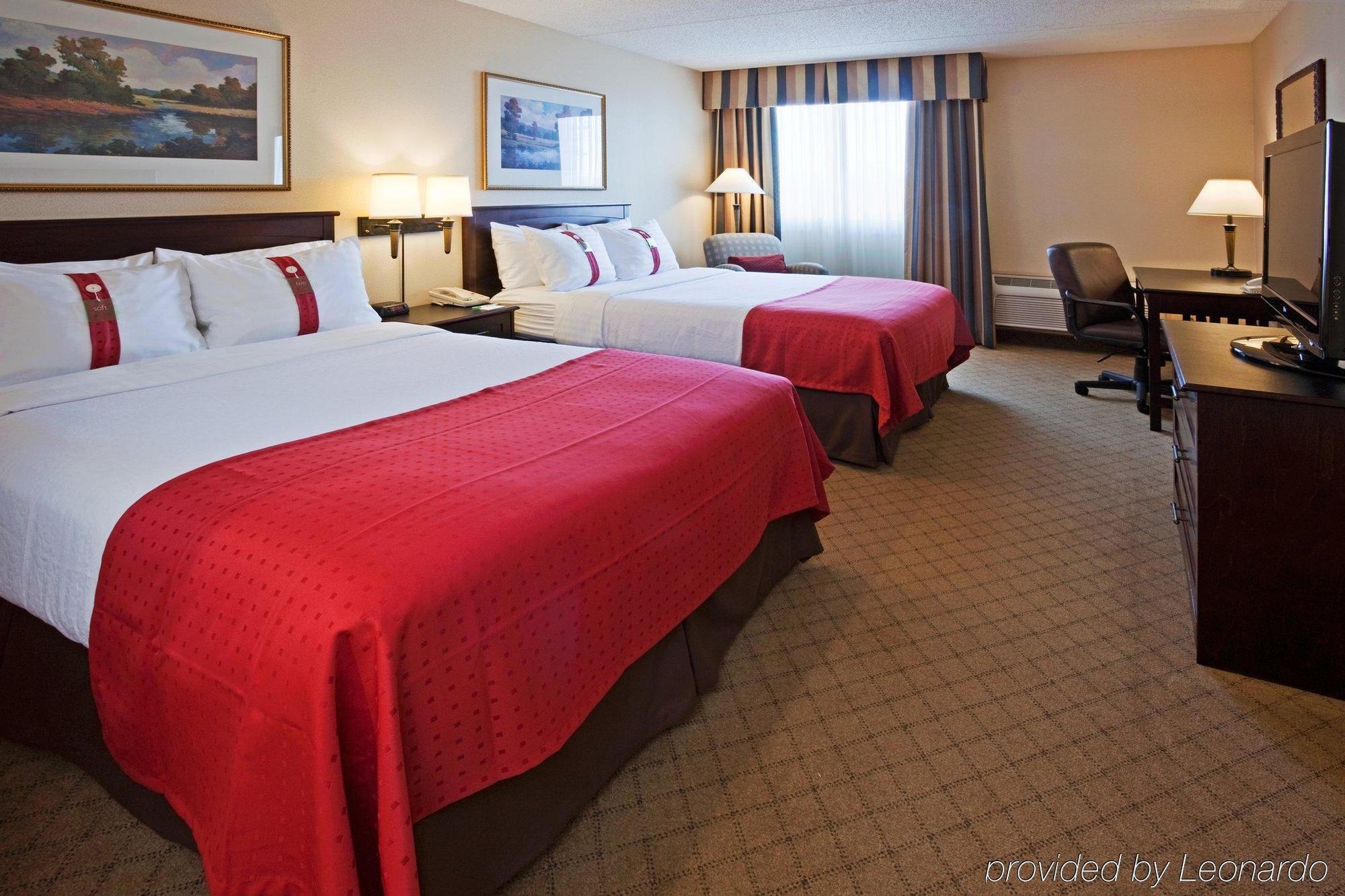 Doubletree By Hilton Neenah Экстерьер фото