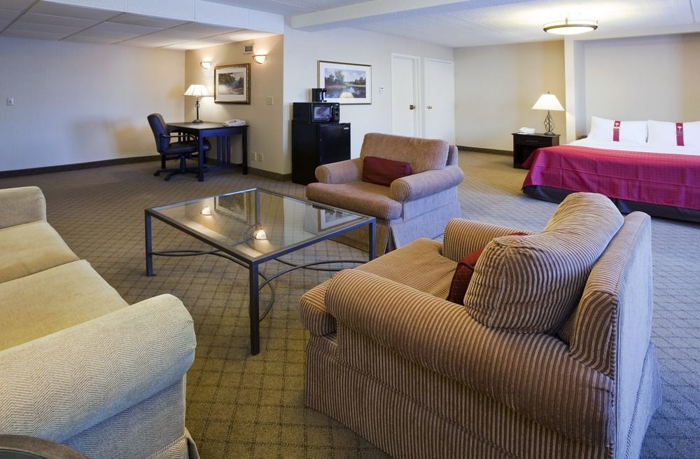Doubletree By Hilton Neenah Экстерьер фото