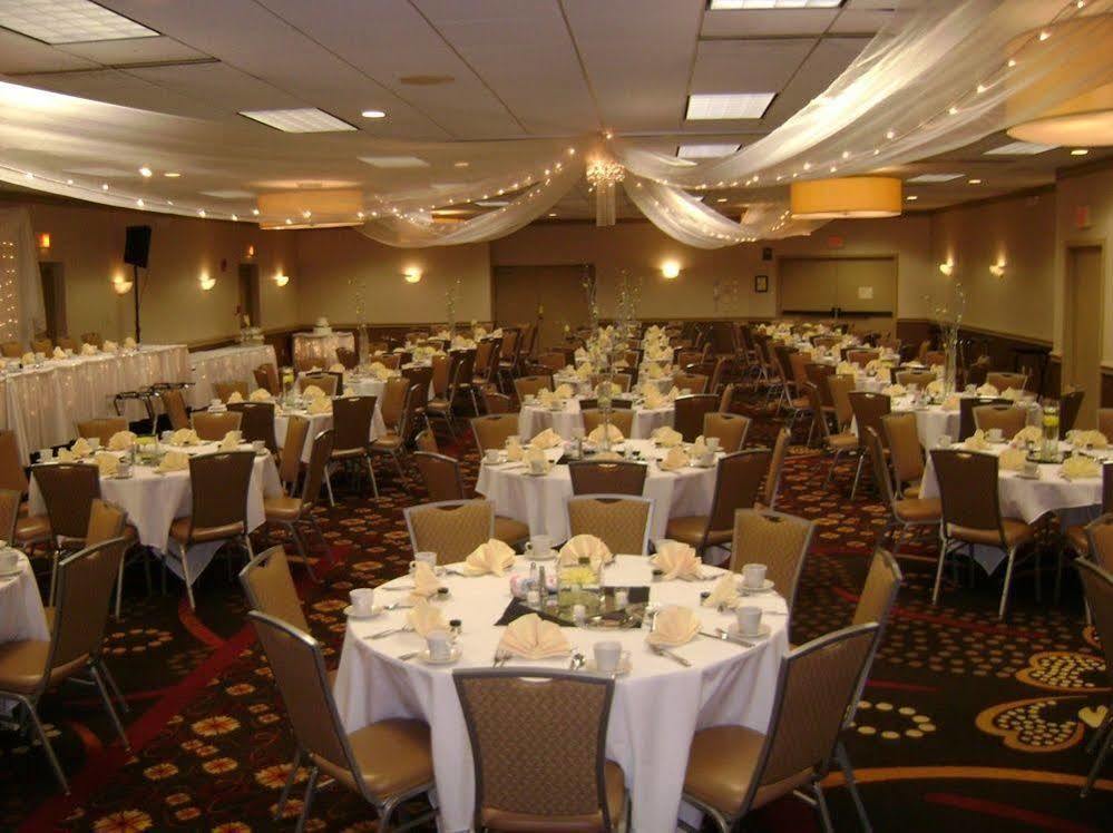 Doubletree By Hilton Neenah Экстерьер фото