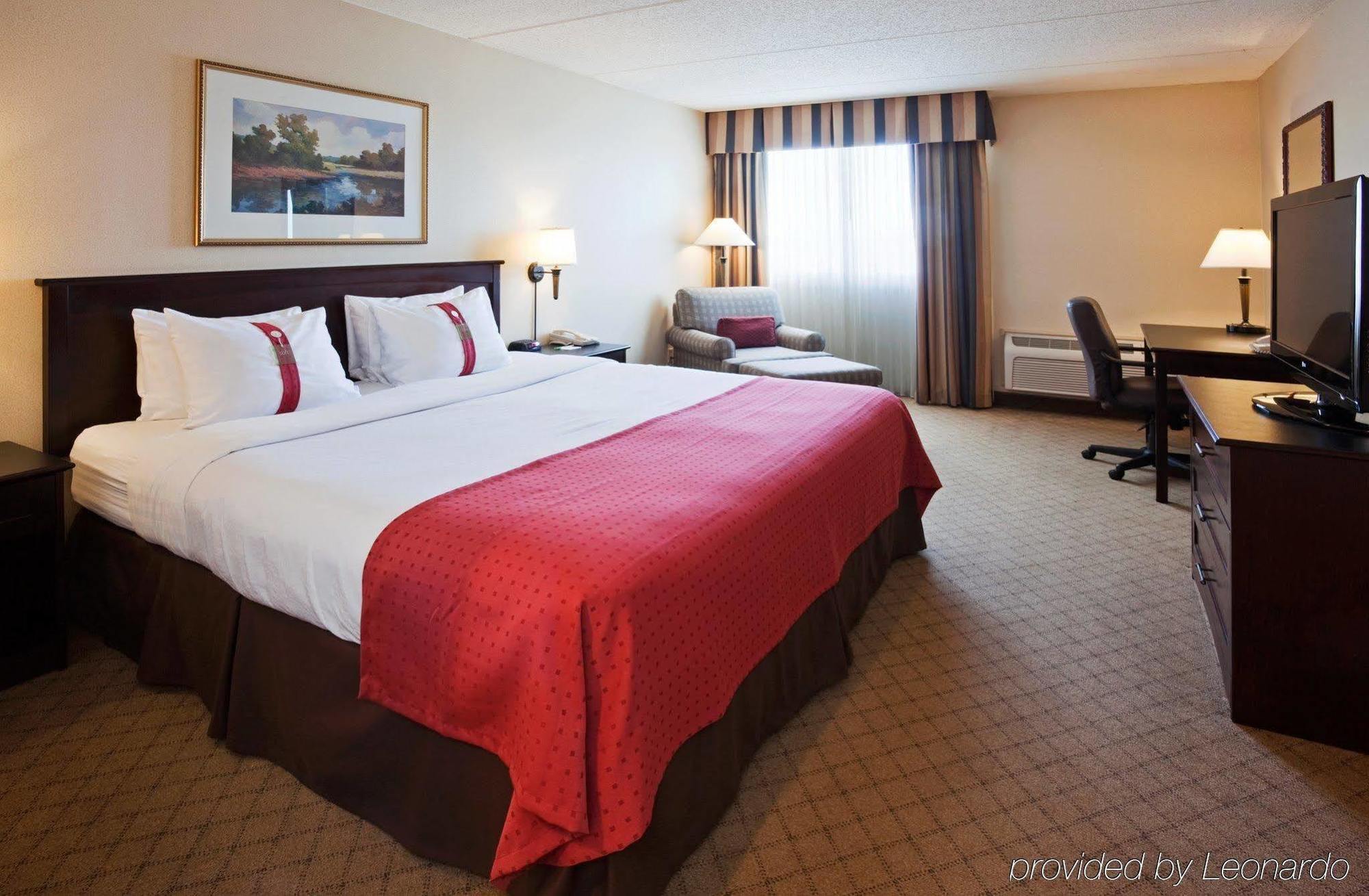 Doubletree By Hilton Neenah Экстерьер фото