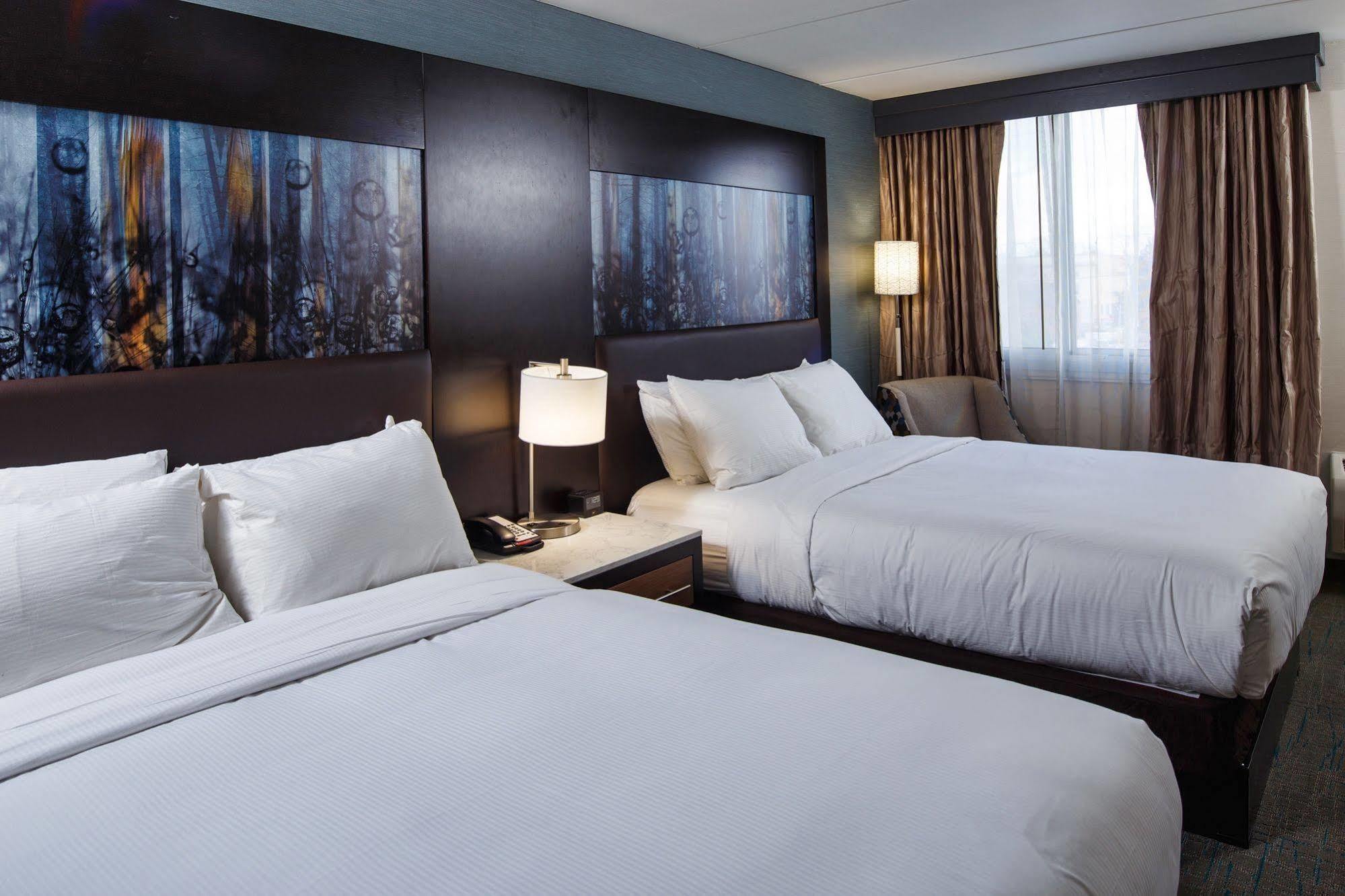 Doubletree By Hilton Neenah Экстерьер фото